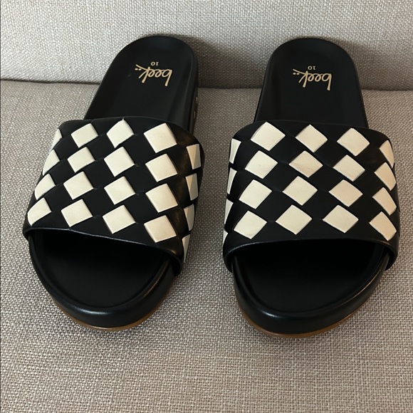 Shoes - Beek black and cream woven sandal